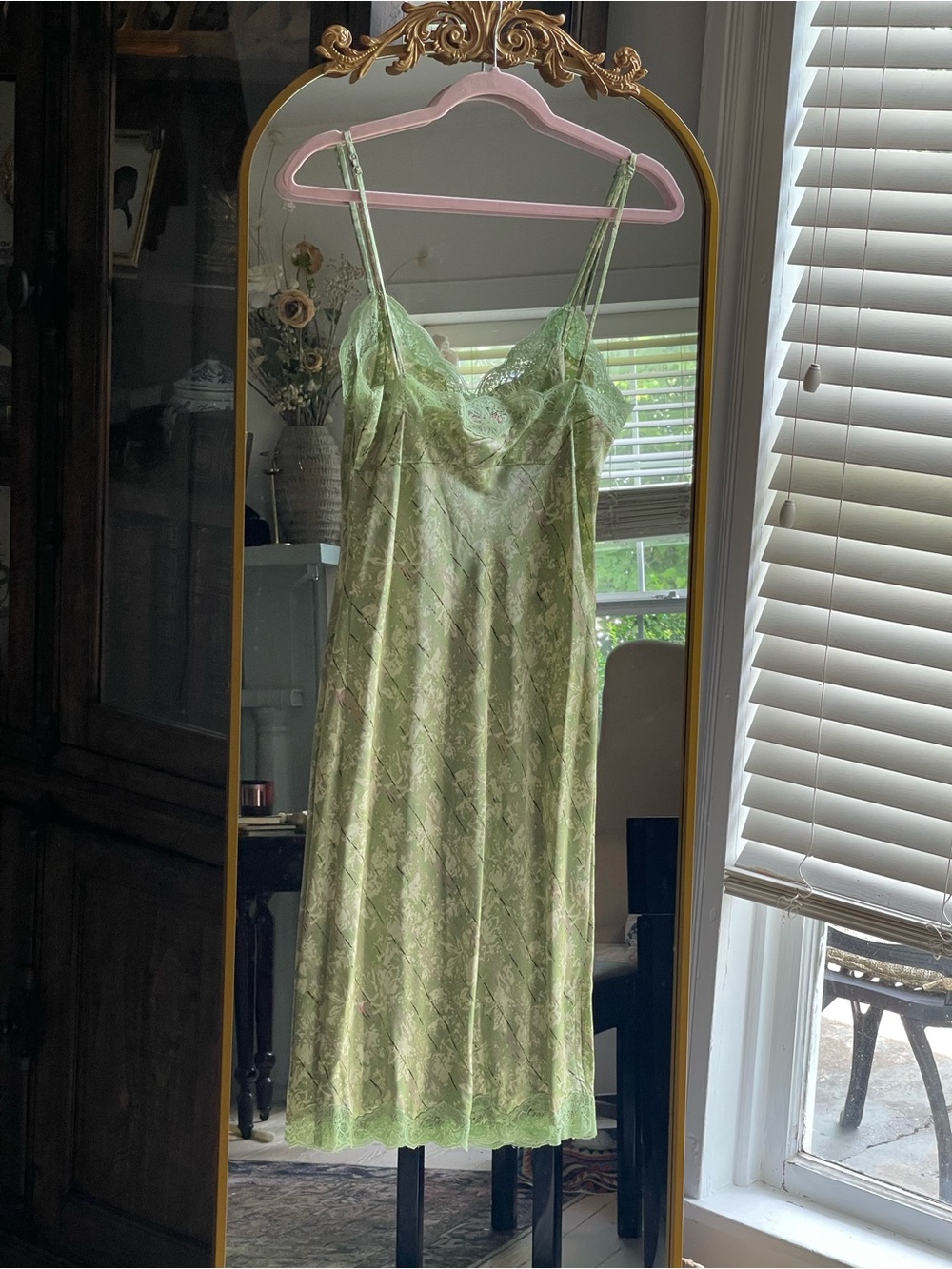 Gold Hawk NWOT 100% Silk Tarragon Green Print Lace Trim Slip Midi Dress - Picture 6 of 7